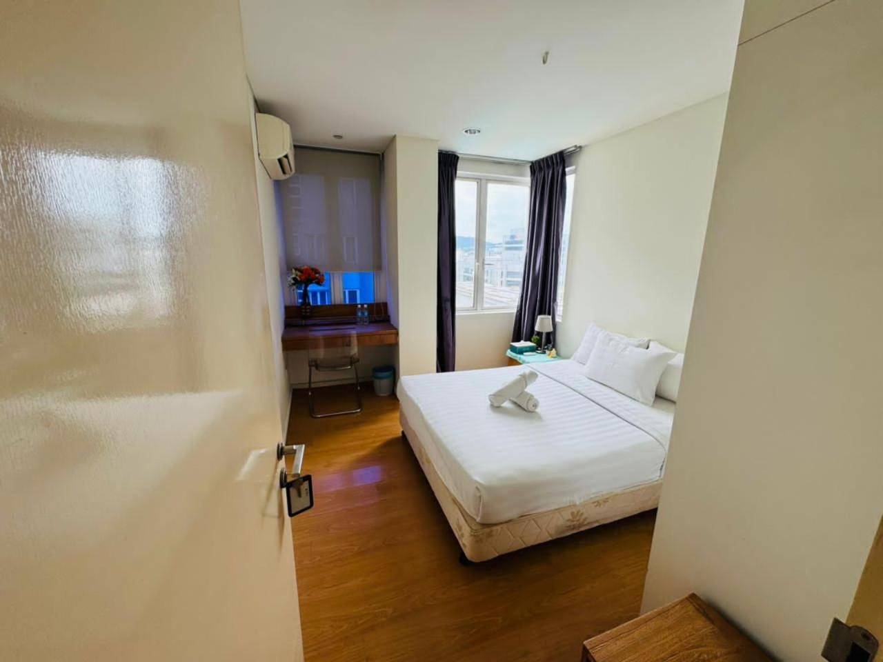 Bintang Goldhill